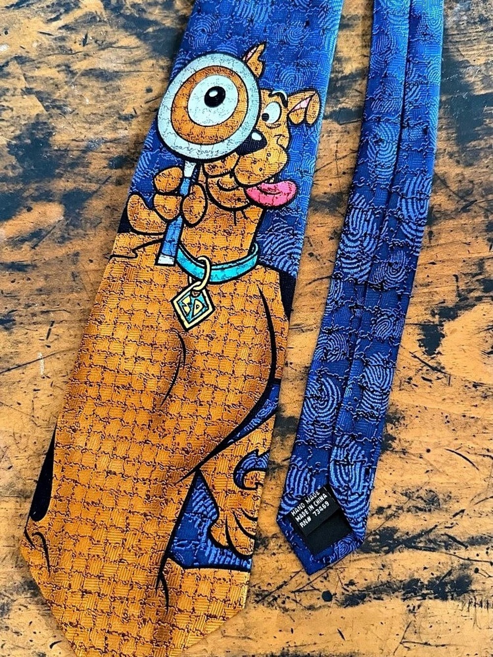 Cartoon Network Scooby-Doo 2001 Novelty Necktie Blue & Orange